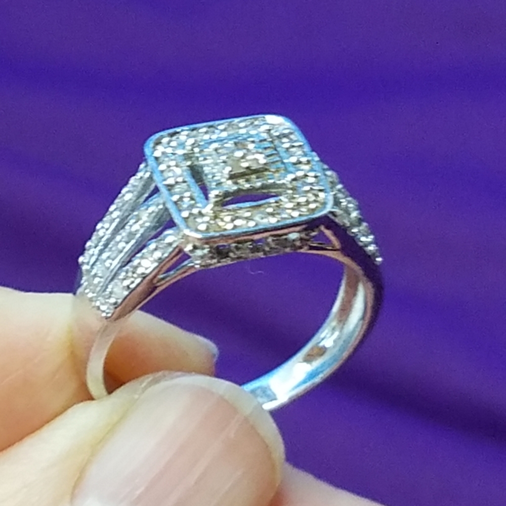 Diamond Cluster Ring - Picture 2 of 14